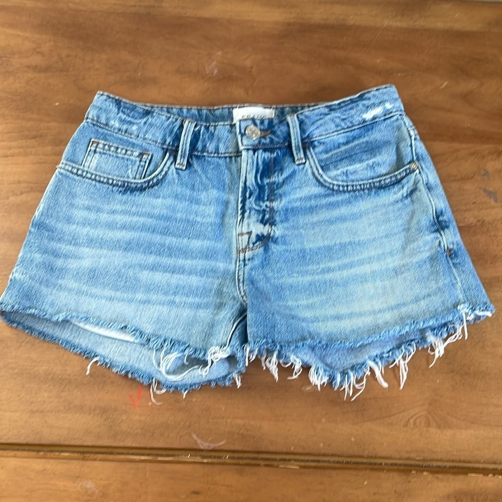 Frame Le Grand Garçon Short Size 24